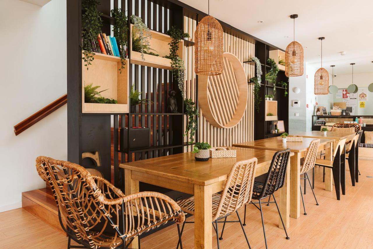 The Salty Pelican Yoga & Surf Retreat Ericeira Εξωτερικό φωτογραφία