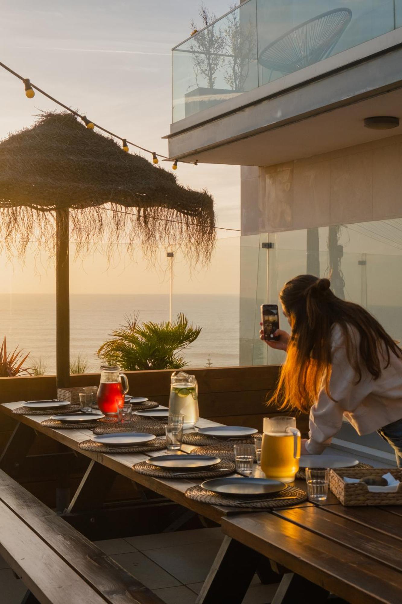 The Salty Pelican Yoga & Surf Retreat Ericeira Εξωτερικό φωτογραφία